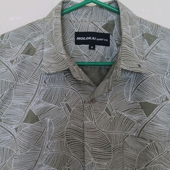 Molokai Surf Mens Short Sleeve Shirt M Collar Button Up Green Leaves Casual NWOT - Picture 3 of 10